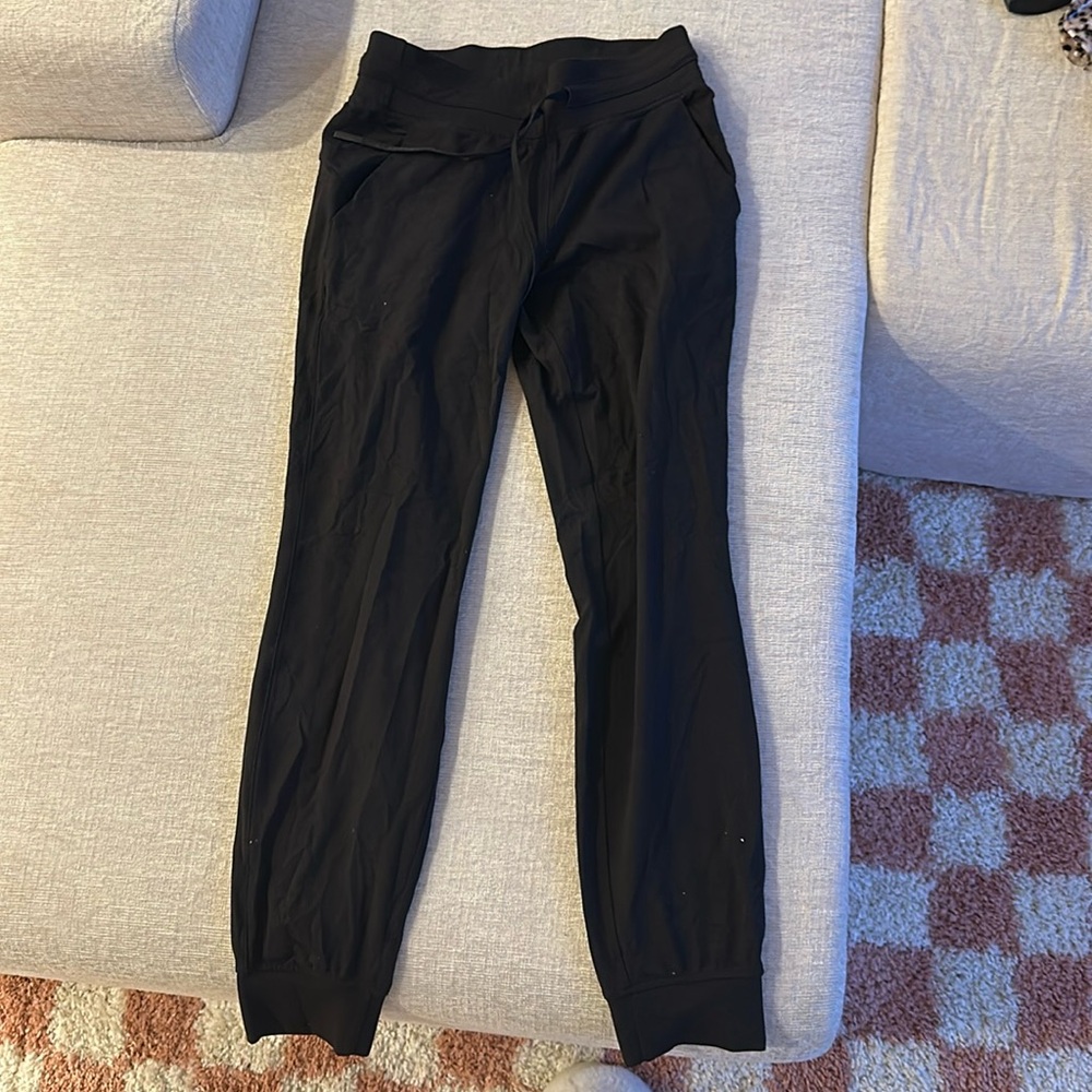 lululemon black joggers size 6